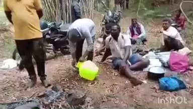 కొల్లాపూర్: కొల్లాపూర్ ఫారెస్ట్ రేంజ్ పరిధిలో గుప్త నిధుల తవ్వకాలు ముఠా సభ్యుల ను అరెస్టు చేసిన ఫారెస్ట్ అధికారులు