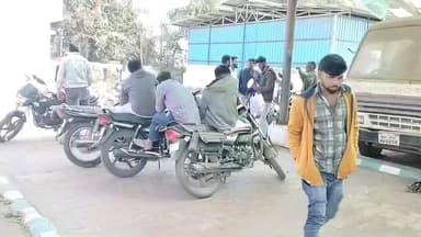 बुरहानपुर: निम्बोला: मोबाइल चलाते समय छत से गिरने से युवक की मौत, पुलिस ने कराया पोस्टमार्टम