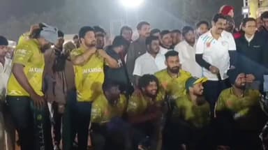 ತುಮಕೂರು: ನಗರದಲ್ಲಿ ನಡೆದ ರಾಜ್ಯಮಟ್ಟದ ಕ್ರಿಕೆಟ್ ಪಂದ್ಯಾವಳಿ: ಜೈ ಕರ್ನಾಟಕ ತಂಡಕ್ಕೆ ಡಾ. ಪುನೀತ್ ರಾಜ್ಕುಮಾರ್ ಕಪ್ ಪ್ರಶಸ್ತಿ