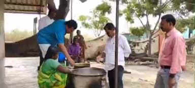 గిద్దలూరు: రాచర్ల మండలం అనుములవీడు లోని జిల్లా పరిషత్ ఉన్నత పాఠశాలలో మధ్యాహ్నం భోజన పథకాన్ని పరిశీలించిన అధికారులు