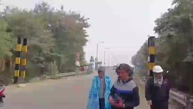 নবদ্বীপ: প্রায় দেড় মাস মেরামতির কাজ চলার পর নবদ্বীপ গৌরাঙ্গ সেতুতে ভারী গাড়ি চালিয়ে পরীক্ষার নিরীক্ষা চালালো পূর্ত দপ্তর