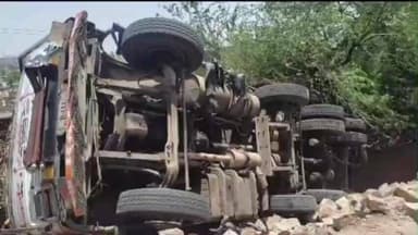 सहार: चिरौली गांव निवासी युवक की उड़ीसा में सड़क दुर्घटना में दर्दनाक मौत, ट्रैक का ब्रेक फेल होने से हुआ हादसा