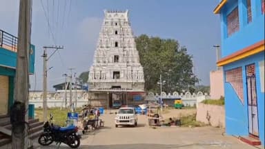 పలమనేరు: చిత్తూరు జిల్లా గంగవరం మండలం తిరుమల తిరుపతి దేవస్థాన అనుబంధాలయం కీల పట్ల కోనేటి రాయ స్వామిఆలయంలో వైకుంఠ ఏకాదశి ఏర్పాట్లు