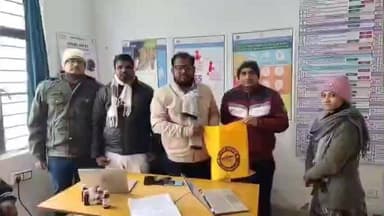 मझौलिया: बेटी जन्म पर सम्मान: मझौलिया पीएचसी में 30 नवजात बच्चियों को बेबी किट वितरण