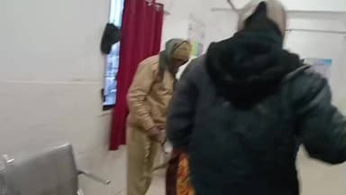 नोखा: घोसीया मूसहर टोली और सरियाओं से पुलिस ने शराब के मामले में कुल पंचों को गिरफ्तार कर जेल भेजा है