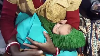 धनबाद/केंदुआडीह: SNMMCH से चोरी नवजात शिशु सुरक्षित बरामद, वरीय पुलिस अधीक्षक पहुंचे अस्पताल, मीडिया से की बात