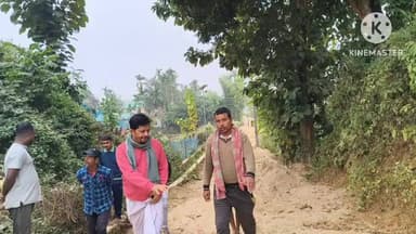 তেলিয়ামুড়া: কল্যাণপুর ব্লকের অধীন দক্ষিণ দুর্গাপুরে পেভার ব্লকের রাস্তার কাজ পরিদর্শন করে বিধায়ক