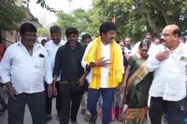 మడకశిర ఎమ్మెల్యే ఎంఎస్ రాజును ఘనంగా సన్మానించిన కౌన్సిలర్లు