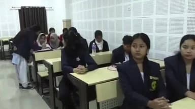 নগাঁও: নগাঁও ছোৱালী কলেজৰ চিন্তা জুৰণি কক্ষত আলোচনাচক্ৰ নামৰ এটি অনুষ্ঠানৰ আয়োজন