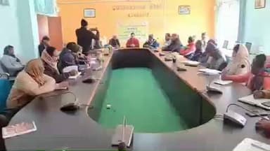 कुंडहित: कुंडहित में बाल संरक्षण को लेकर प्रखंड स्तरीय जागरूकता बैठक का आयोजन