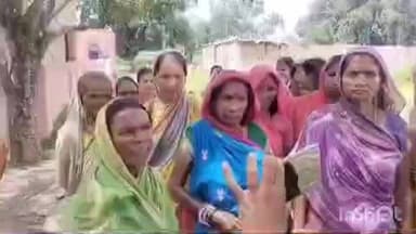 चकाई: घुटवे स्कूल निर्माण के गलत ज़मीन चयन पर ग्रामीणों ने किया विरोध, खेसरा बदलने की मांग