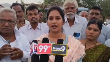 శింగనమల: సింగనమల నియోజకవర్గం కేంద్రంలో చివరి ఆయకట్టవరకూ నీరు అందిస్తామని ఎమ్మెల్యే బండారు శ్రావణి తెలిపారు