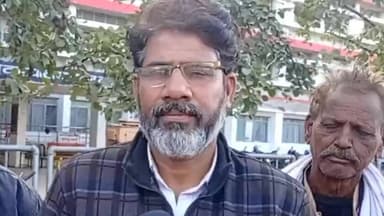 दो साल से बाबा साहेब अम्बेडकर की प्रतिमा नरसिंहगढ़ पुलिस चौकी में धूल खा रही है और हमारी समाज के दलाल नेता मलाई खा रहे है! #दमोह #damoh #news #KomalAhirwar