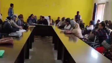 हंटरगंज: अबुआ आवास और पीएम आवास योजना के काम को गति देने के लिए हंटरगंज बीडीओ सख्त