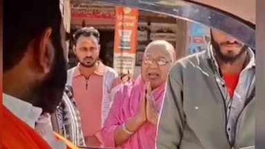 सेनगाव: जलेश्वर मंदिर परिसरातील बेघर झालेल्या महिलेस आमदार बांगर यांनी आर्थिक मदत करून दिला धीर