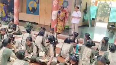 కనిగిరి: పట్టణంలోని కస్తూర్బా గాంధీ బాలికల పాఠశాలను ఆకస్మికంగా తనిఖీ చేసిన మున్సిపల్ చైర్మన్ అబ్దుల్ గఫార్, ఎంఈఓ నారాయణరెడ్డి