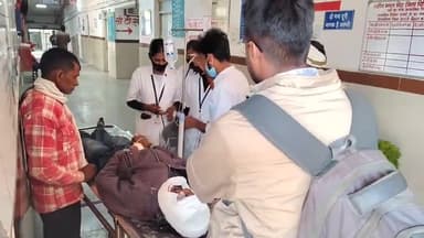 बालाघाट: कन्नड़गांव में जंगली जानवर को बचाने में गड्ढे में घुसी मोटरसाइकिल, युवक रात भर ठंड में पड़ा रहा