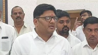 राहुरी: राहुरी शहरातील रस्त्यांची दुरवस्था;माजी मंत्री प्राजक्त तनपुरेंचे तातडीने दुरुस्तीचे आदेश