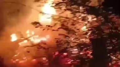 वारिसनगर: रहुआ पश्चिम गांव में शॉर्ट सर्किट से घर में लगी भीषण आग, ग्रामीणों और फायर ब्रिगेड ने आग पर पाया काबू