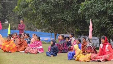 সাব্রুম: পোয়াংবাড়ী ব্লকের অধীনে শ্রীনগরে দক্ষিন জেলা শাসকের উদ্যোগে নেশামুক্ত ফুটবল টুর্নামেন্ট অনুষ্ঠিত হয়