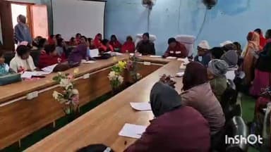 सारठ: सारठ प्रखंड में प्रखंड सांख्यिकी पदाधिकारी ने BLO व सुपरवाइजर संग SIR को लेकर की बैठक, मैपिंग पर दिए निर्देश