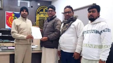 সামশেরগঞ্জ: ধর্মীয় সম্প্রীতি নষ্টের আশঙ্কা! বিজেপি বিধায়কের বিরুদ্ধে সামশেরগঞ্জ থানায় অভিযোগ দায়ের