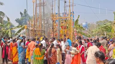 பென்னாகரம்: பென்னாகரம் அருகே
பி.அக்ரஹாரத்தில் முனியப்பன் கோயில் திருவிழா ஆயிரக்கணக்கான பக்தர்கள் தரிசனம்