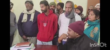 हरिहरगंज: भाजयुमो नेता राजीव रंजन ने हरिहरगंज नगर पंचायत के सिटीमैनेजर से जनहित में त्वरित कार्रवाई करने की मांग की