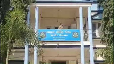 તાલાળા: સગીરાને છરી બતાવી દુષ્કર્મ આચયુઁ હોવાની તાલાલા પોલીસ સ્ટેશન મા ફરીયાદ નોંધાઇ પોલીસે તપાસ નો ધમધમાટ શરુ કર્યો