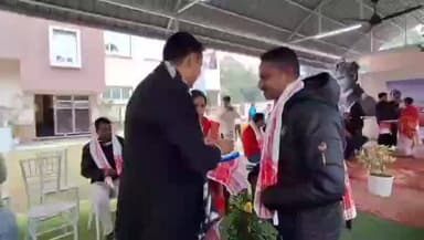 উত্তৰ লক্ষীমপুৰ: ৰঙানদীত অগপ ৰঙানদী সমষ্টিৰ উদ্যোগত সাংবাদিকৰে সৈতে মতবিনিময় অনুষ্ঠান, উপস্থিত থাকে অগপৰ বৃত্ত সম্পাদক