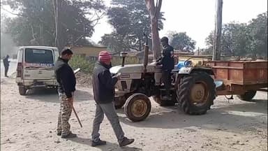 बेंगाबाद: अंचल अधिकारी ने अवैध बालू के खिलाफ कार्रवाई में तीन ट्रैक्टर किए ज़ब्त