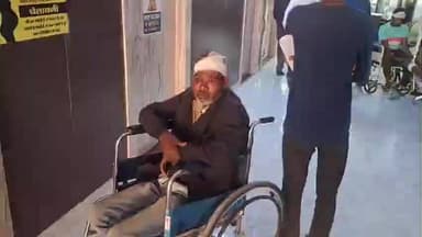 बोलबा: सिमडेगा: लोहराटोली गांव में पेड़ से गिरने से व्यक्ति घायल, सदर अस्पताल में भर्ती