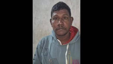 কল্যাণী: বিপুল পরিমাণ বেআইনি শব্দ বাজি সহ চর কাঁচড়াপাড়া থেকে 2 জনকে গ্রেফতার করলো কল্যাণী থানার পুলিশ