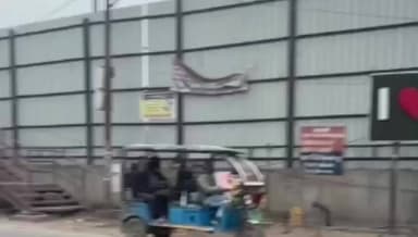 रामपुर: रामपुर में कोहरे से भले ही लोगों को राहत मिल गई हो पर चित्रण बढ़ जाने से लोग काफी परेशान हो रहे हैं #jansamasya