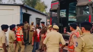 પારડી: પોલીસની લાલ આંખ, કલસર ચેકપોસ્ટ પર ૩૦થી વધુ ‘પીધ્ધડો’ ઝડપાયા