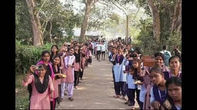 ଚାନ୍ଦବାଲି: ଘଣ୍ଟେଶ୍ୱର ମହାବିଦ୍ୟାଳୟ ବାର୍ଷିକତ୍ସବ ରେ ଯୋଗଦେଲେ ଉଚ୍ଚ ଶିକ୍ଷାମନ୍ତ୍ରୀ ସୂର୍ଯ୍ୟବଂଶୀ ସୁରଜ