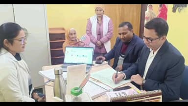 सहदेई बुजुर्ग: सीएचसी सहदेई बुजुर्ग व एचडब्ल्यूसी तोई का औचक निरीक्षण, कई कर्मी गायब, स्वास्थ्य सेवाओं में मिलीं गंभीर खामियां