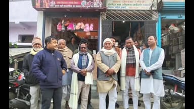 बड़हरिया: बड़हरिया विधायक इंद्रदेव सिंह पटेल ने पचरुखी बाजार और हरदिया में लोगों से मुलाकात की