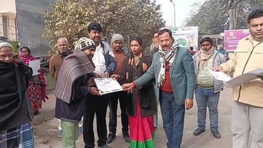 हाजीपुर समाहरणालय परिसर में सफाई कर्मचारियों को प्रशस्ति पत्र देकर सम्मानित किया गया
#districtadministrationvaishali #...