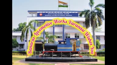 🇮🇳 बनारस रेल इंजन कारखाना परिवार की ओर से आप सभी को नव वर्ष 2026 की हार्दिक शुभकामनाएं ⭐💫 🚄
#NewYear2026 #Welcome2026 @railminindia