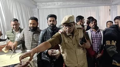 पुलिस की पहल देश भक्ति गानों के साथ शराब से नहीं दूध के साथ शुरुआत #live #viral #geet #police #pahal