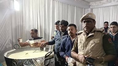 पुलिस की पहल देश भक्ति गानों के साथ शराब से नहीं दूध के साथ शुरुआत #live #viral #geet #police #pahal #didwanajila