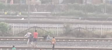 #चंदौली: रेलगाड़ी के नीचे आया लड़का बाल- बाल बचा
सैयदराजा स्टेशन का मामला ##Chandauli #vidieoviral #trending #breaking #ne...