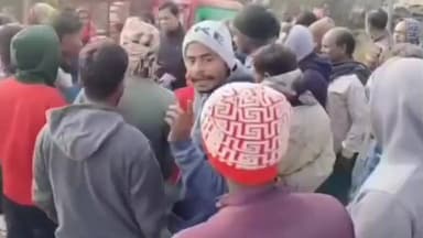 নবগ্রাম: বছরের প্রথম দিনেই নবগ্রামের গোপগ্রাম এলাকায় চুরি করতে এসে হাতেনাতে ধরা পড়লো এক