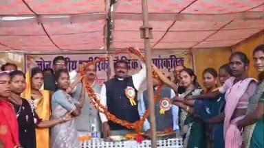 बड़ेराजपुर: ग्राम ढोढरा में आयोजित जोन स्तरीय बाल क्रीड़ा प्रतियोगिता का भव्य समापन, केशकाल विधायक नीलकंठ टेकाम रहे शामिल