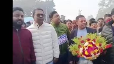 জলঙ্গি: তৃণমূলের প্রতিষ্ঠা দিবস উপলক্ষে ম্যারাথন দৌড় প্রতিযোগিতা জলঙ্গীতে ব্লক যুব তৃণমূলের উদ্যোগে