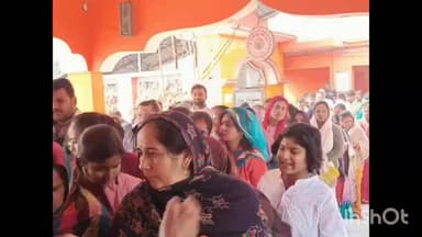 अमेठी: नए साल के पहले दिन कालिकन धाम में उमड़ी श्रद्धालुओं की भीड़, सुख-समृद्धि की कामना