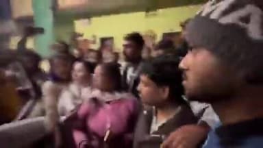 न्यूज सिवनी ब्रेकिंग : इलाज फ्री का ऐलान, अस्पताल में 50 हजार की वसूली!
#Indore
#इंदौर
#दूषितपानी
#गंदापानी
#जलसंकट
#पेय...