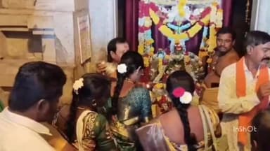 తంబళ్లపల్లె:భక్తులతో కిటకిటలాడిన మల్లయ్యకొండ