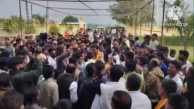 खानपुर: खानपुर कस्बे में जय भवानी ग्रुप के तत्वाधान में निजी प्रतिष्ठान पर धूमधाम से मनाया गया सरपंच संघ अध्यक्ष का जन्मदिवस